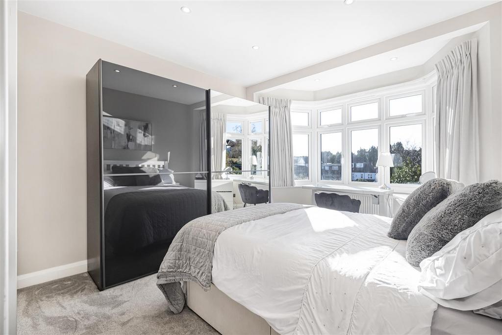 BEDROOM 2 (pic 2)