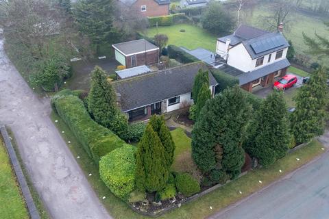 3 bedroom detached bungalow for sale, The Common, Dilhorne