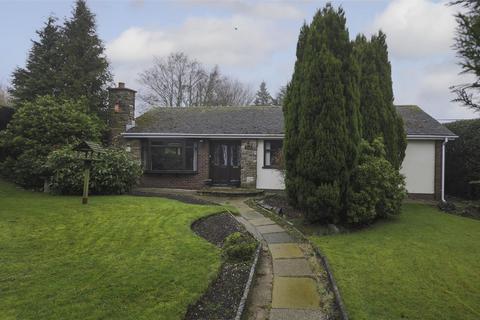 3 bedroom detached bungalow for sale, The Common, Dilhorne