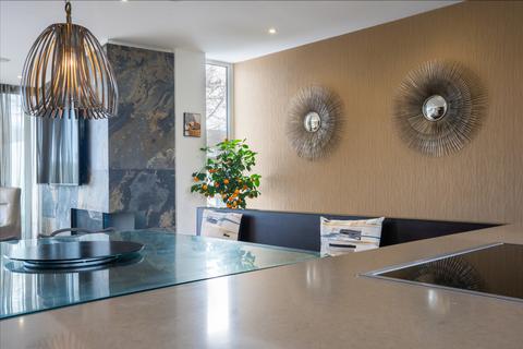 Ostia Alington Close, Poole, BH14 8NF