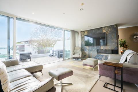 Ostia Alington Close, Poole, BH14 8NF