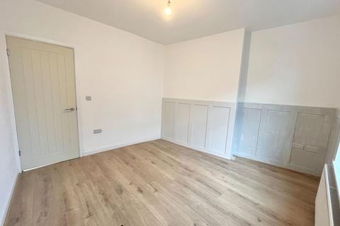 3 bedroom end of terrace house to rent, Midland Street, Skipton BD23