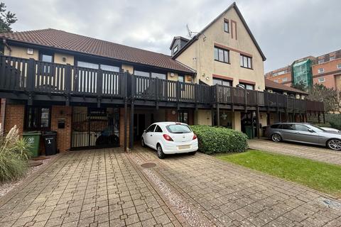 3 bedroom terraced house for sale, Coverack Way, Portsmouth PO6