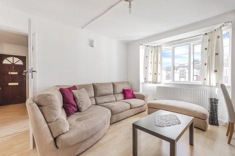 23 Amblecote Close, London, SE12 9TP