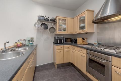 3f2, 25 Polwarth Crescent, Edinburgh, EH11 1HR
