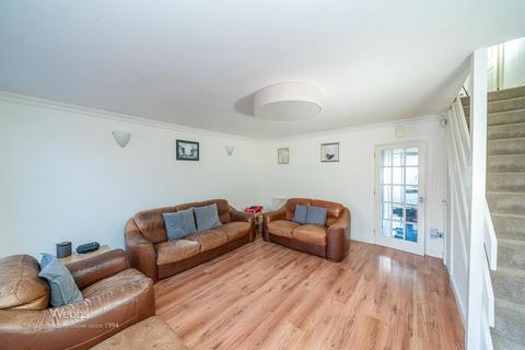 12 Burnside Gardens, Walsall, WS5 3LB