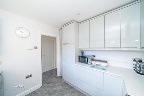 12 Burnside Gardens, Walsall, WS5 3LB