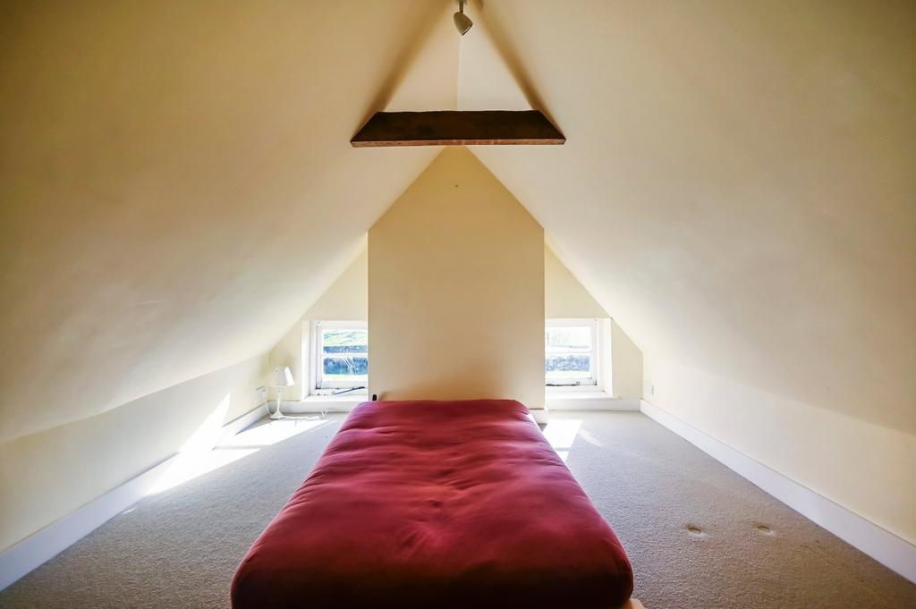 Bed/Study