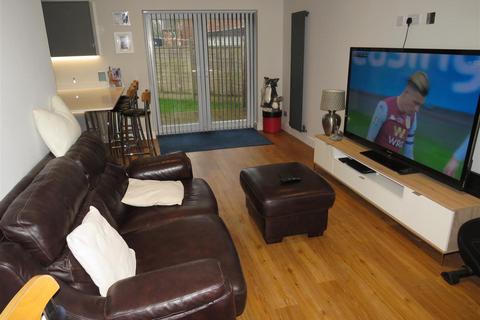 3 bedroom terraced house for sale, Bannerlea Road, Birmingham B37