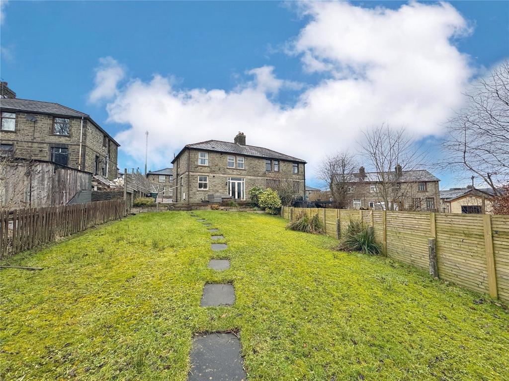 Huge Rear Garden