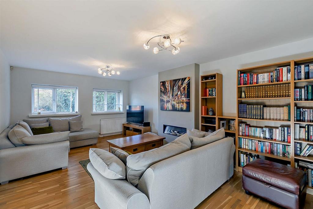 8634858-interior28-800.jpg