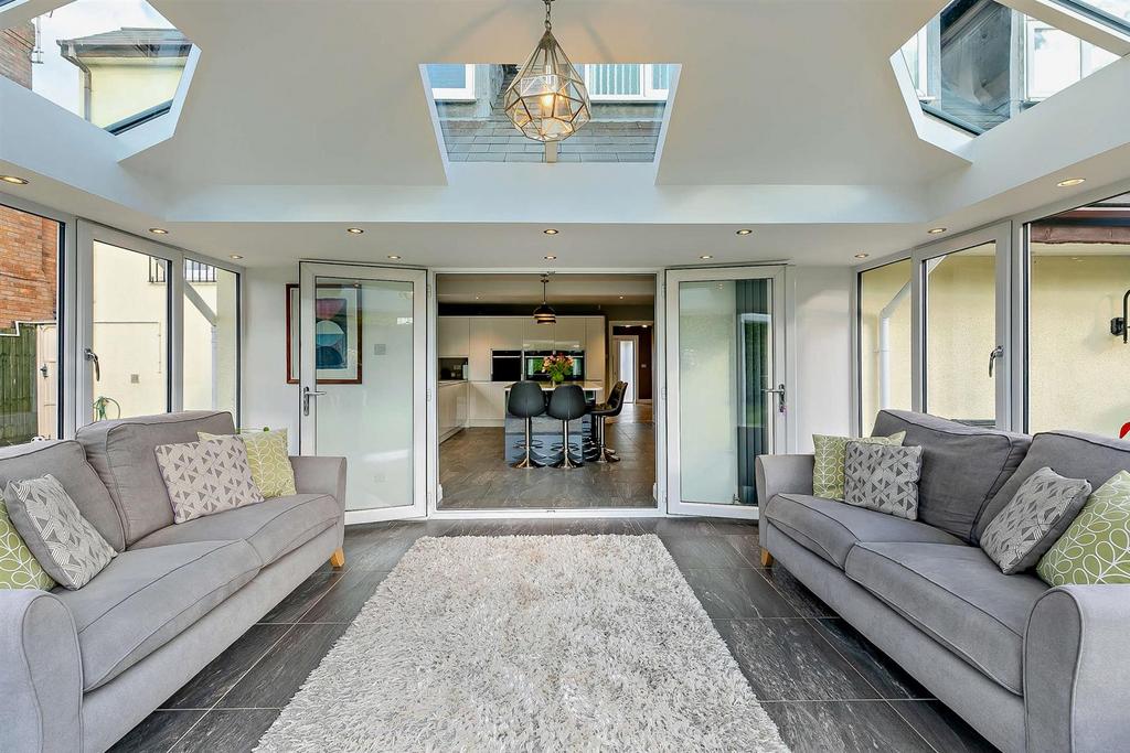 8634858-interior49-800.jpg