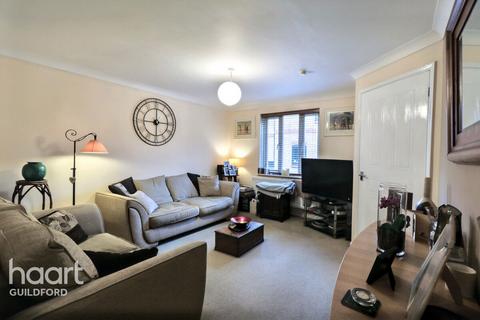 3 bedroom semi-detached house for sale, Suffolk Drive, Guildford