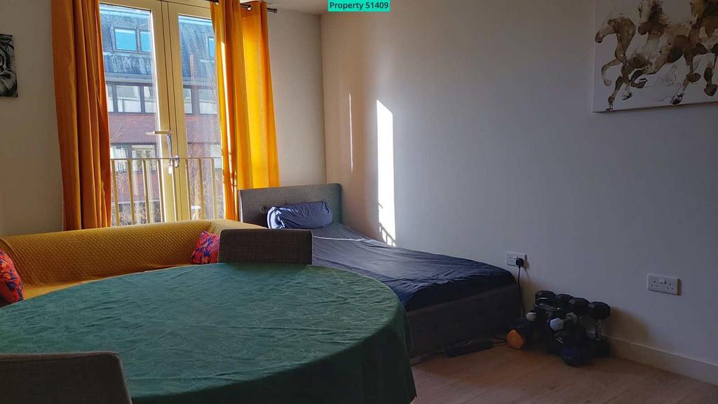 Living Area Space - 1