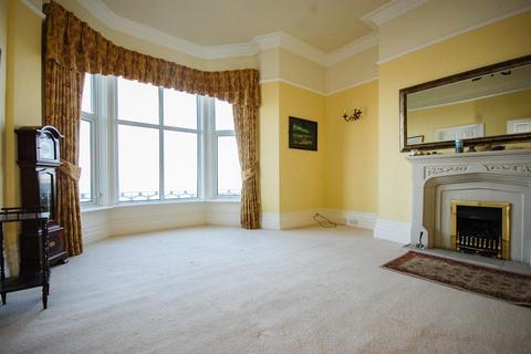 2 bedroom apartment to rent, Marine Parade, Saltburn-by-the-sea