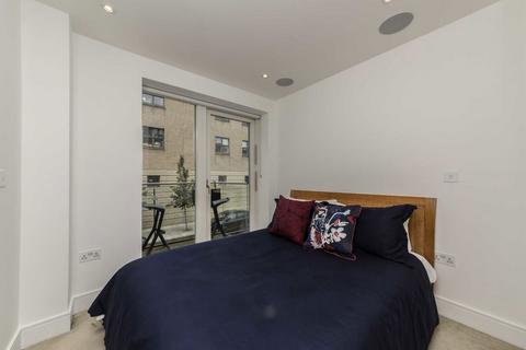 2 bedroom flat for sale, Warner Street, London EC1R