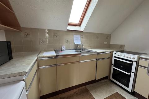 2 bedroom flat for sale, Calais Street, Hadleigh, IP7