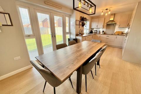 4 bedroom detached house for sale, Pioneer Road, Macclesfield