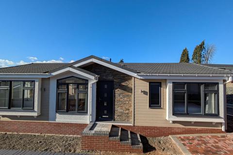 2 bedroom park home for sale, Bromyard, Herefordshire, HR7