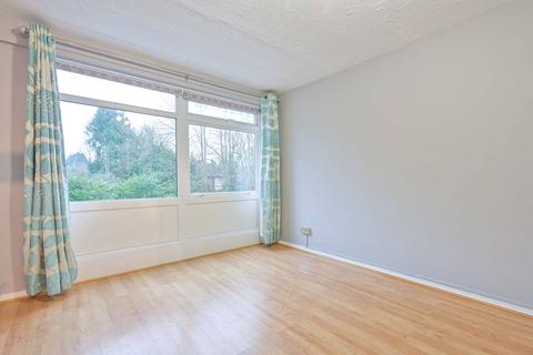 2 bedroom flat to rent, Epsom Road, Merrow, Guildford, GU1