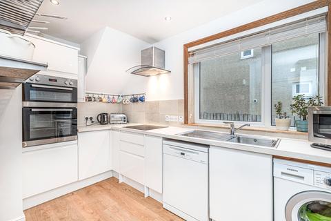 41 Bailie Drive, Bearsden, Glasgow, G61 3AH