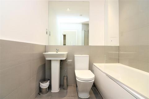 1 bedroom apartment to rent, 657 Commercial Road, Limehouse, E14