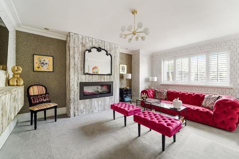 4 Chipstead Lane, Lower Kingswood, Tadworth, KT20 6RE