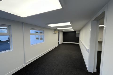 Office to rent, Eastbourne Road, Lingfield RH7