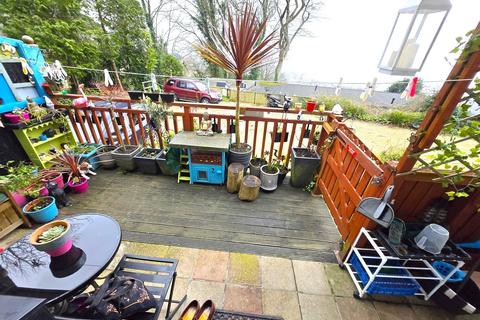 2 bedroom terraced bungalow for sale, Ocean View Road, Ventnor, Isle Of Wight. PO38 1AA