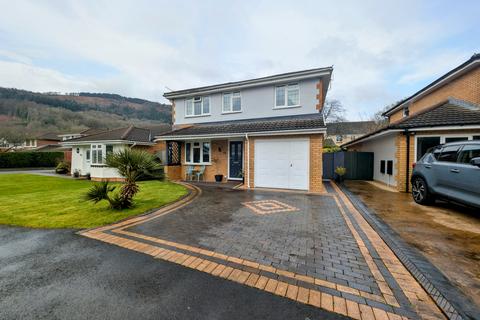 4 bedroom detached house for sale, Grovers Field, Abercynon CF45 4PP