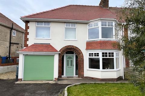 4 bedroom semi-detached house for sale, Cornelian Drive, Scarborough