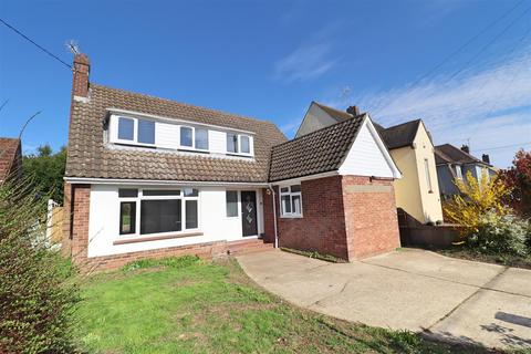 3 bedroom detached house for sale, Marshalls Road, Braintree