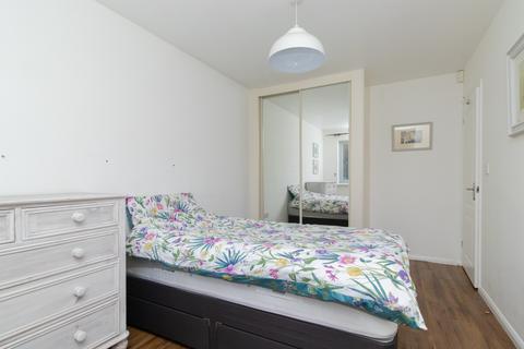21 Castle Avenue, Broadstairs, CT10 1EG