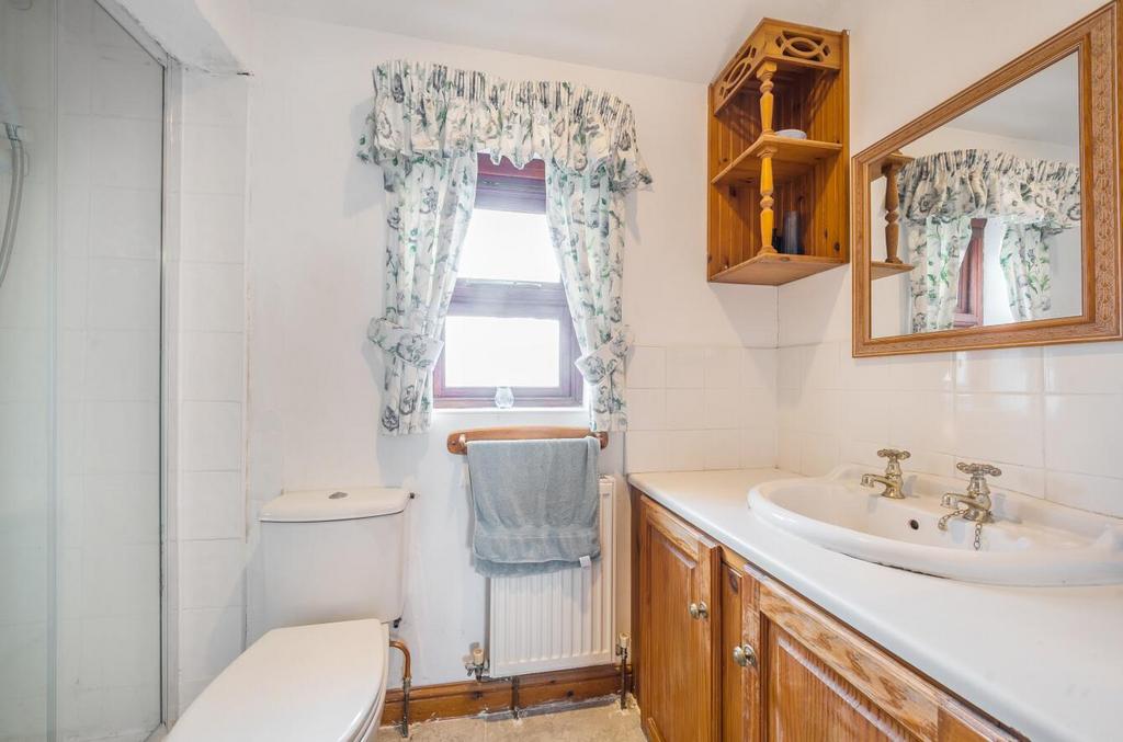 Ensuite.jpg