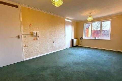 2 bedroom retirement property for sale, 58 The Green, Birmingham B38