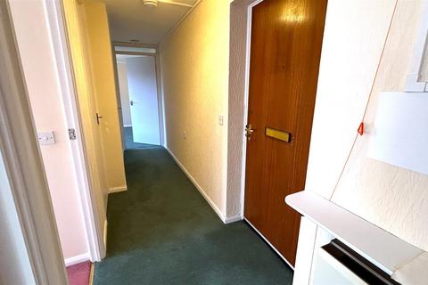 2 bedroom retirement property for sale, 58 The Green, Birmingham B38