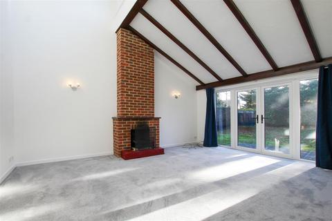 undefined, Meadow Walk, Cambridge CB21