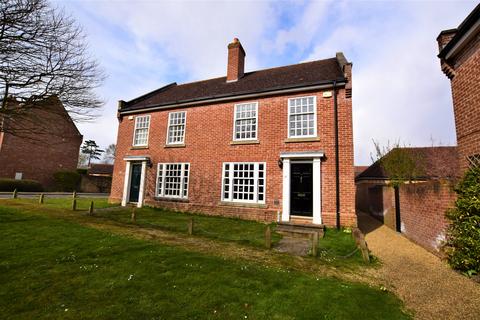 3 bedroom semi-detached house to rent, Clements Road, Melton, Woodbridge, IP12