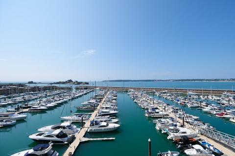 2 bedroom apartment to rent, La Rue De L'etau, Jersey JE2