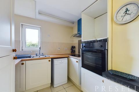 4 bedroom semi-detached house to rent, New Street, St. Davids