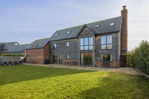 6 bedroom detached house for sale, Kiln Drive, Woodnesborough