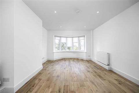 3 bedroom apartment for sale, South Park Road, London, SW19