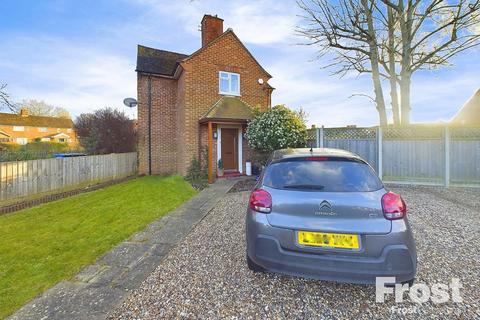 3 bedroom maisonette for sale, Fairfield Avenue, Datchet, Berkshire, SL3