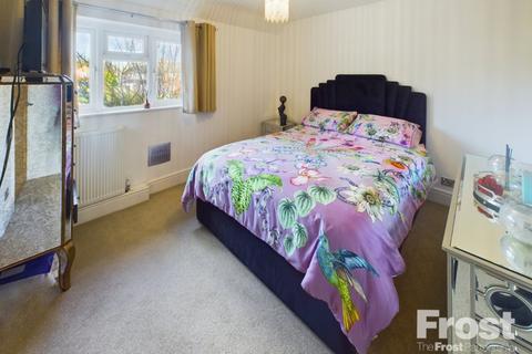 3 bedroom maisonette for sale, Fairfield Avenue, Datchet, Berkshire, SL3