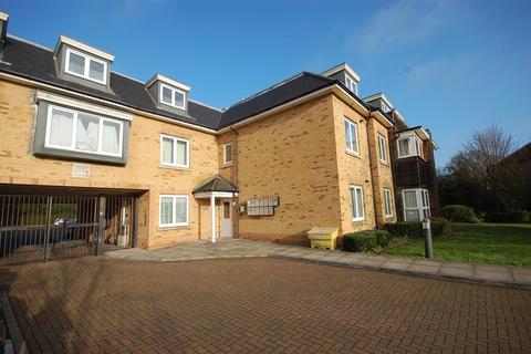 1 bedroom flat to rent, Chestlands Court, Hillingdon UB10