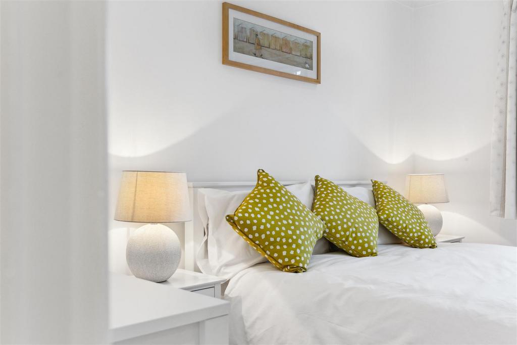 Fitzroy Crescent, W4 - FOR SALE