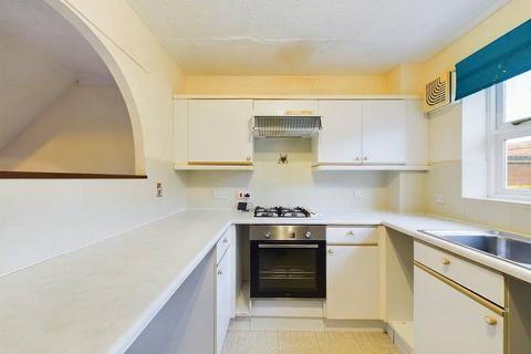 2 bedroom end of terrace house for sale, Fox Drive, St Peters, Worcester, Worcestershire, WR5