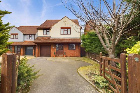 4 bedroom detached house for sale, Estcourt Road, Gloucester, Gloucestershire, GL1