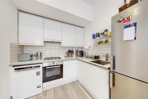 3 bedroom flat for sale, Portnall Road, Maida Hill, London