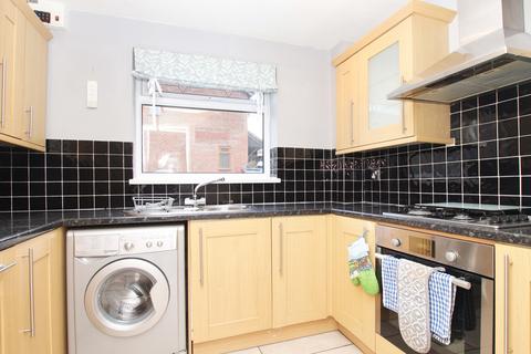 2 bedroom terraced house for sale, Tylcha Ganol, Tonyrefail, CF39 8BX